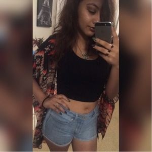 Light High waisted shorts